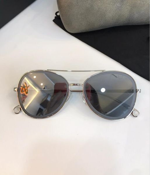 new fashion women sunglasses 4260 men sunglasses simple and generous men sun glasses outdoor uv400 protection eyewear with case, White;black
new fashion women sunglasses 4260 men sunglasses simple and generous men sun glasses outdoor uv400 protection eyewear with case, White;black