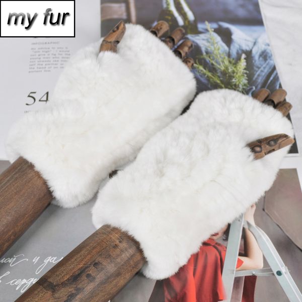 2019 new winter girl natural real rex fur gloves good elastic knitted fur mittens lady real rex gloves, Blue;gray
2019 new winter girl natural real rex fur gloves good elastic knitted fur mittens lady real rex gloves, Blue;gray