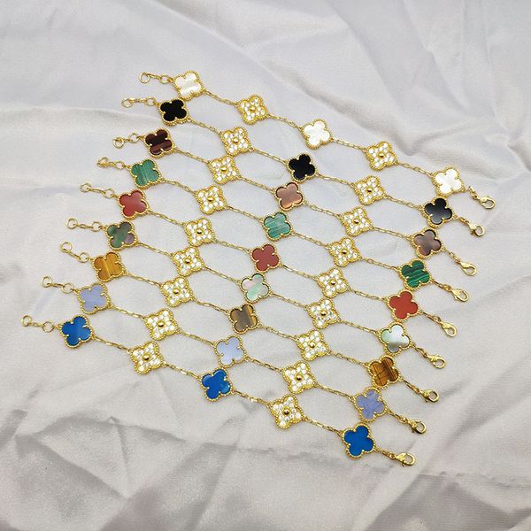 european and american fashion flower design gold color ladies bracelet fashion creative wild temperament luxury zircon bracelet jewelry, Golden;silver
european and american fashion flower design gold color ladies bracelet fashion creative wild temperament luxury zircon bracelet jewelry, Golden;silver