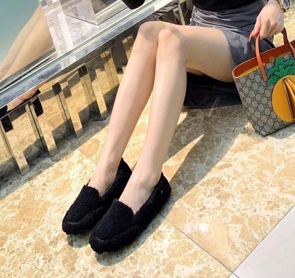 sneaker casual shoes trainers fashion sports shoes trainers designer shoes eu:35-40 with exquisite box u1606, Black
sneaker casual shoes trainers fashion sports shoes trainers designer shoes eu:35-40 with exquisite box u1606, Black