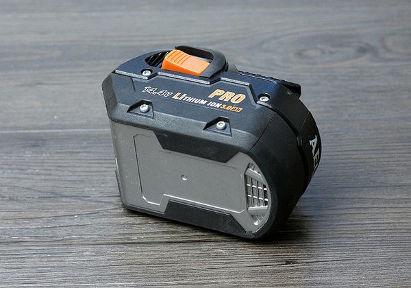 aeg ridgid ricci original power tool 14.4v rechargeable lithium battery 1.5/2.0ah (used products
aeg ridgid ricci original power tool 14.4v rechargeable lithium battery 1.5/2.0ah (used products