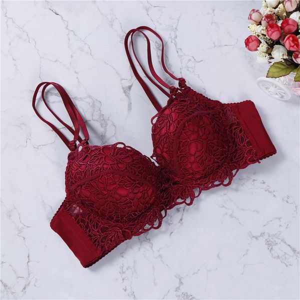 2018 underwear women floral seamless bra 5 colors lingerie luxurious vintage lace embroidery push up bra, Red;black
2018 underwear women floral seamless bra 5 colors lingerie luxurious vintage lace embroidery push up bra, Red;black