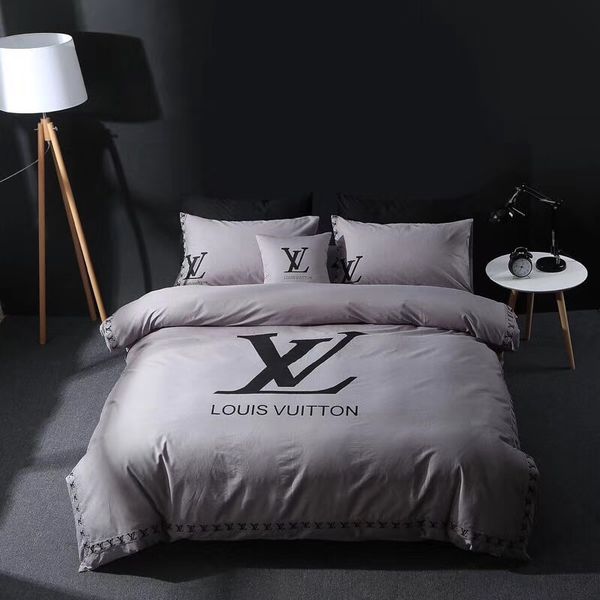 Grey letter embroidery bedding uit pring luxuriou brand duvet cover pure color fa hion de ign 4 piece bed cover, White
Grey letter embroidery bedding uit pring luxuriou brand duvet cover pure color fa hion de ign 4 piece bed cover, White