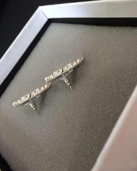 have stamps fashion diamond hoop cc earrings aretes orecchini for lady women party wedding lovers gift engagement jewelry for bride with box, Golden;silver
have stamps fashion diamond hoop cc earrings aretes orecchini for lady women party wedding lovers gift engagement jewelry for bride with box, Golden;silver