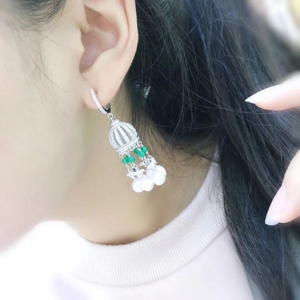 real natural fresh water pearl dangle earring 925 sterling silver with green agate fine women jewelry ing, Golden;silver
real natural fresh water pearl dangle earring 925 sterling silver with green agate fine women jewelry ing, Golden;silver
