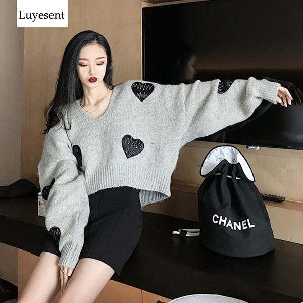 gray white sweet women pullover sweater 2019 lady loose black heart embroidery v neck knit warm batwing sleeve basic jumpers, White;black
gray white sweet women pullover sweater 2019 lady loose black heart embroidery v neck knit warm batwing sleeve basic jumpers, White;black