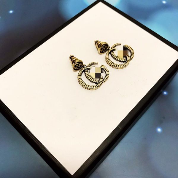 selling retro wild letter designer earrings luxury designer jewelry women earrings, Golden
selling retro wild letter designer earrings luxury designer jewelry women earrings, Golden