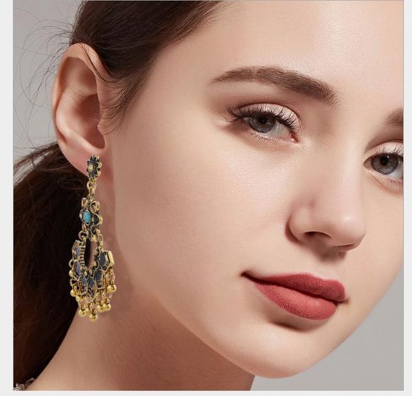 сотовый сплав серьги корзина кнопка уха гвоздь, Golden;silver
сотовый сплав серьги корзина кнопка уха гвоздь, Golden;silver