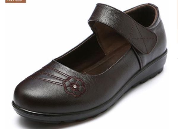 2019 women's shoes in spring and autumn with new style low heel round head mother shoes #165, Black
2019 women's shoes in spring and autumn with new style low heel round head mother shoes #165, Black