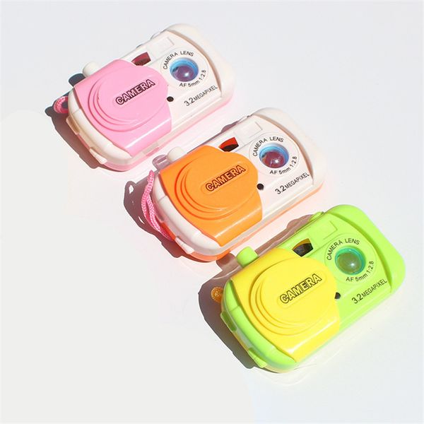3.3*1.6"/8.5*5cm creative kids projection simulation camera intellectuall toys children learning study toy 
3.3*1.6"/8.5*5cm creative kids projection simulation camera intellectuall toys children learning study toy