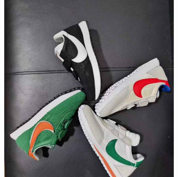 kids running shoes boys sport shoes childrens stitching flat shoes kids breathable shoe new fashion style 2019 new, Black 
kids running shoes boys sport shoes childrens stitching flat shoes kids breathable shoe new fashion style 2019 new, Black