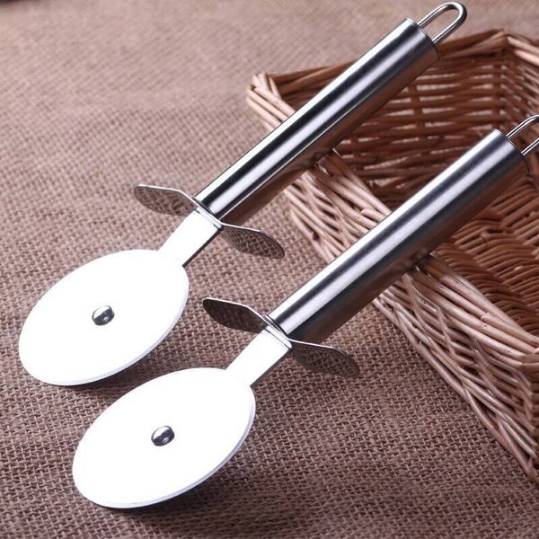 wholesale stainless steel double-wheel pizza knife baking tool pizza lace hob double-wheel pizza knife kitchen tools
wholesale stainless steel double-wheel pizza knife baking tool pizza lace hob double-wheel pizza knife kitchen tools