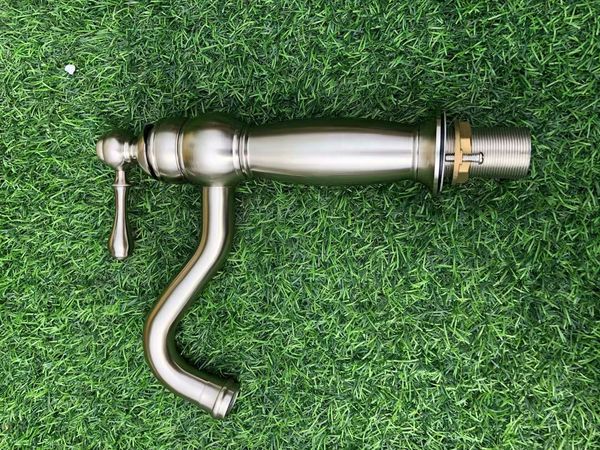 brushed kitchen faucet bathroom faucet gold table washbasin copper and cold water faucet
brushed kitchen faucet bathroom faucet gold table washbasin copper and cold water faucet