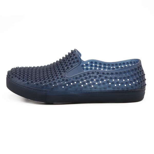 summer new male baotou hollow nail sandals breathable beach sandals and slippers, Black
summer new male baotou hollow nail sandals breathable beach sandals and slippers, Black