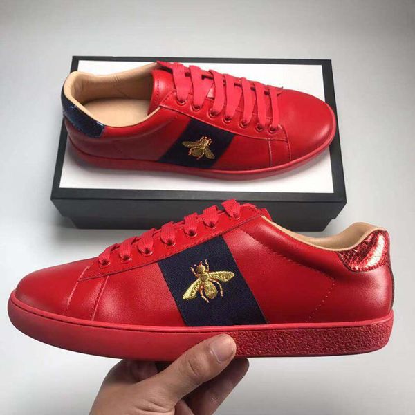 New Designer Low Top All Red Leather Bee Embroidery Casual Shoes Fashion Luxury Black White Brand Sneakers for Mens Womens
New Designer Low Top All Red Leather Bee Embroidery Casual Shoes Fashion Luxury Black White Brand Sneakers for Mens Womens