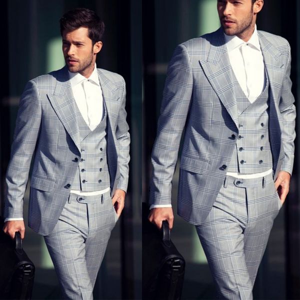 new light gray men wedding tuxedos (jacket+vest+pants) two button formal groomsmen wear suits custom made blazer, Black;gray
new light gray men wedding tuxedos (jacket+vest+pants) two button formal groomsmen wear suits custom made blazer, Black;gray