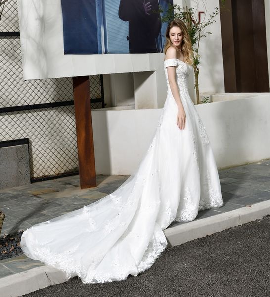 m42388 off-shoulder cap sleeve gorgeous wedding dresses bridal gowns with 1 meter train appliques beading white wedding dresses for sale
m42388 off-shoulder cap sleeve gorgeous wedding dresses bridal gowns with 1 meter train appliques beading white wedding dresses for sale