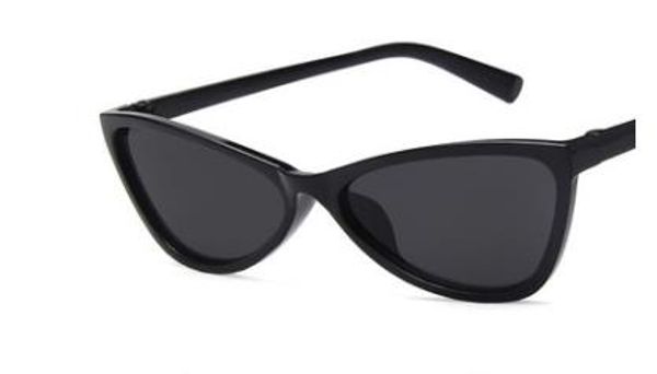 new male and female universal cat-eye sunglasses fashion high-definition retro simple triangular sunglasses personality hip-hop boutique sun, White;black
new male and female universal cat-eye sunglasses fashion high-definition retro simple triangular sunglasses personality hip-hop boutique sun, White;black