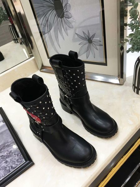 rivet love type women's knight boots flat cowhide motorcycle boot feminino, Black
rivet love type women's knight boots flat cowhide motorcycle boot feminino, Black
