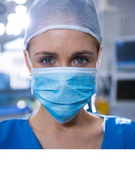 mask blue large disposable protective medical mask 3 layers prevent virus invasion new crown pneumonia tra100pcs / pack
mask blue large disposable protective medical mask 3 layers prevent virus invasion new crown pneumonia tra100pcs / pack