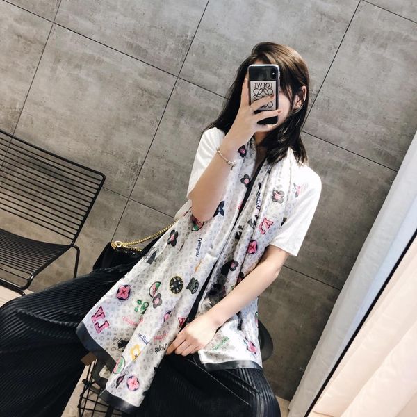 2019 fashion autumn and winter brand silk scarves timeless classic, super long shawl fashion women's soft silk scarves, Blue;gray
2019 fashion autumn and winter brand silk scarves timeless classic, super long shawl fashion women's soft silk scarves, Blue;gray