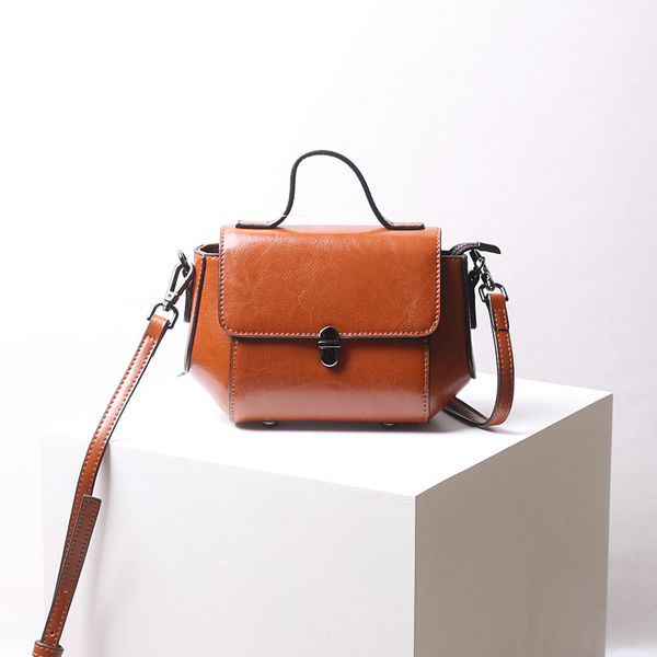 сумка к 2020 году новые кожа женщины ретро мини-замок сумка кожа дамы плечо сумка сумки
сумка к 2020 году новые кожа женщины ретро мини-замок сумка кожа дамы плечо сумка сумки