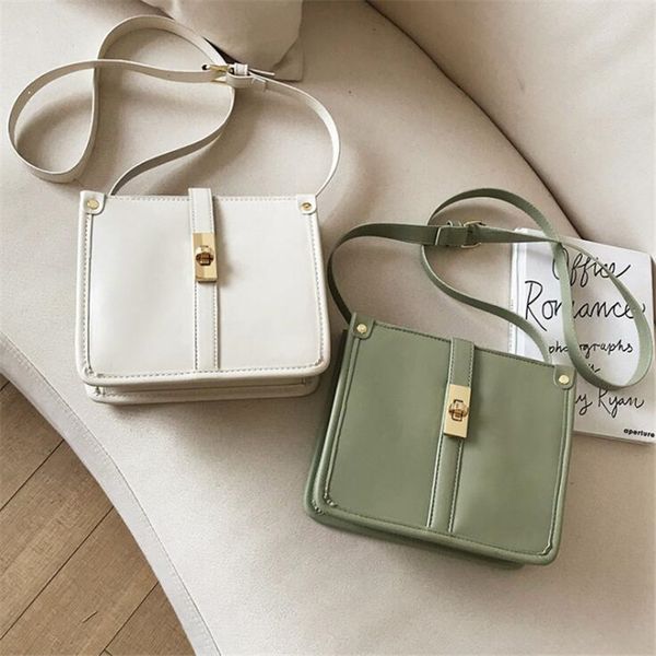 2020 fashion ladies shoulder korean bag womens flap crossbody bags for women messenger handbag cross body purse bolsas de mujer 
2020 fashion ladies shoulder korean bag womens flap crossbody bags for women messenger handbag cross body purse bolsas de mujer