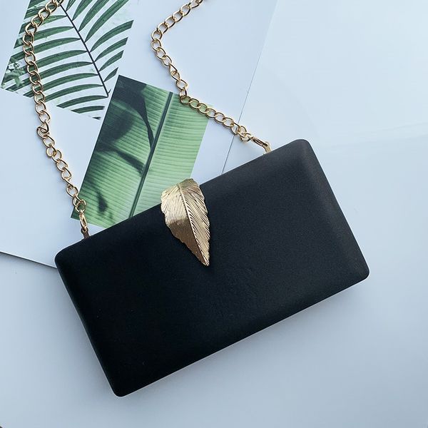 silk evening clutch bag for women long design clutch bag gold color metal leaf lock wedding purse female handbag
silk evening clutch bag for women long design clutch bag gold color metal leaf lock wedding purse female handbag