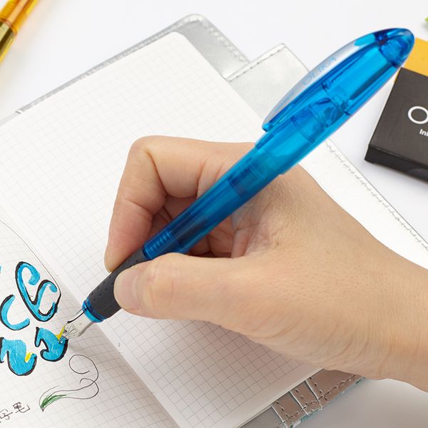 korea monami olika fountain pen set transparent multi color f nib 0.5 mm calligraphy scrapbooking kawaii ink pen writing 02099f
korea monami olika fountain pen set transparent multi color f nib 0.5 mm calligraphy scrapbooking kawaii ink pen writing 02099f