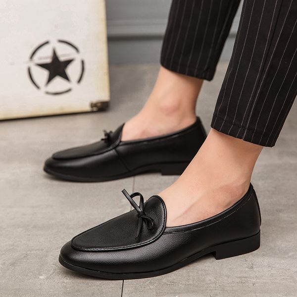 new men shoes spring autumn moccasin leather casual driving loafers business lightweight breathable soft size 38-48, Black
new men shoes spring autumn moccasin leather casual driving loafers business lightweight breathable soft size 38-48, Black