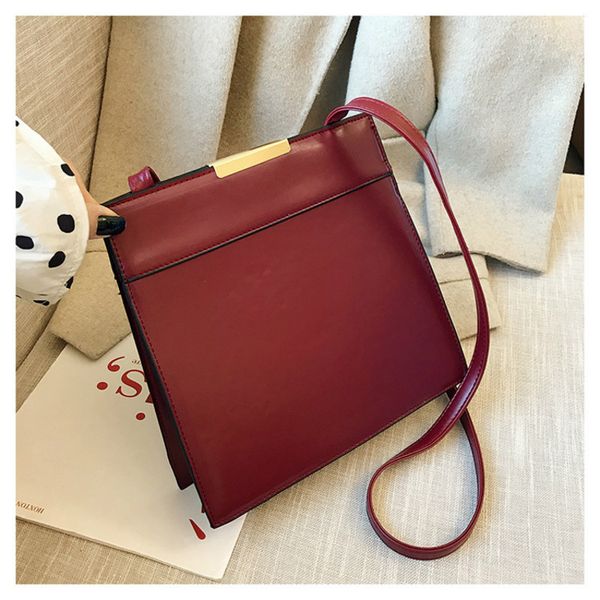 retro pu women handbag 2019 new bucket shoulder bag fashion lady vintage designer square crossbody messenger bag
retro pu women handbag 2019 new bucket shoulder bag fashion lady vintage designer square crossbody messenger bag