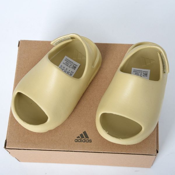 child fx0494 kanye slide bone resin big kids youth men women junior desert sand casual sports beach slippers size 6c~12
child fx0494 kanye slide bone resin big kids youth men women junior desert sand casual sports beach slippers size 6c~12