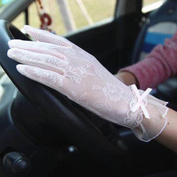 thin silk sunscreen lady gloves anti-ultraviolet bowknot anti-skid riding gloves wholesale, Blue;gray
thin silk sunscreen lady gloves anti-ultraviolet bowknot anti-skid riding gloves wholesale, Blue;gray