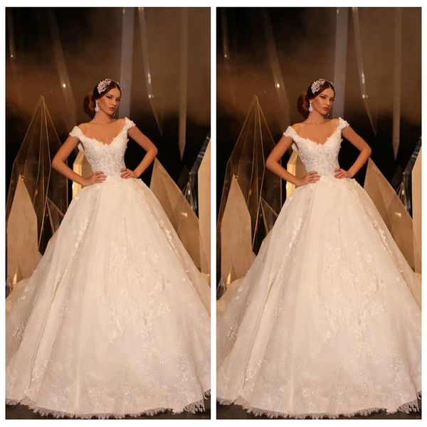 2020 off shoulder lace appliques a-line wedding dresses bandage back bridal gowns formal long robe de marriage dubai fashion style, White
2020 off shoulder lace appliques a-line wedding dresses bandage back bridal gowns formal long robe de marriage dubai fashion style, White