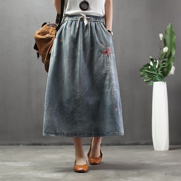 new retro national denim skirt woman 2020 spring summer female elastic waist floral letter embroidered loose a line skirt, Black
new retro national denim skirt woman 2020 spring summer female elastic waist floral letter embroidered loose a line skirt, Black