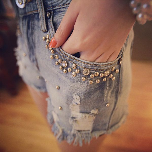 tassel bleached ripped women denim jean shorts 2019 summer flares vintage button pockets zipper rivet lady short streetwear, Blue
tassel bleached ripped women denim jean shorts 2019 summer flares vintage button pockets zipper rivet lady short streetwear, Blue