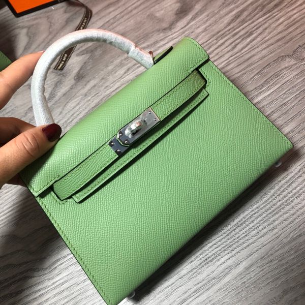whosale handmade original mini design green epsom keily purse with silver,gold metals,19.5cm, many colors for chosen,fast delivery by dhl
whosale handmade original mini design green epsom keily purse with silver,gold metals,19.5cm, many colors for chosen,fast delivery by dhl