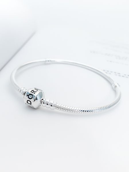 2020 new women's bracelets silver original 925 classical pandora bracelets bangle charm bracelet for women making jewelries gifts, Black
2020 new women's bracelets silver original 925 classical pandora bracelets bangle charm bracelet for women making jewelries gifts, Black