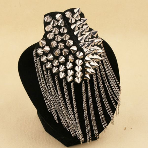 punk accessories korean fashion punk wind suit brooch men and women exaggerated rivet super long tassel shoulder tide, Blue;gray
punk accessories korean fashion punk wind suit brooch men and women exaggerated rivet super long tassel shoulder tide, Blue;gray