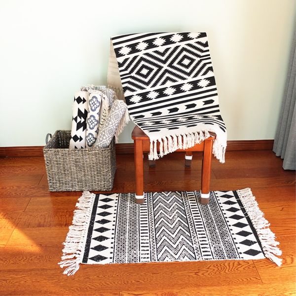 rayuan morocco style blending carpets black and white geometric line mat fringed tapestry carpet doormat rug 60x90cm 60x130cm
rayuan morocco style blending carpets black and white geometric line mat fringed tapestry carpet doormat rug 60x90cm 60x130cm