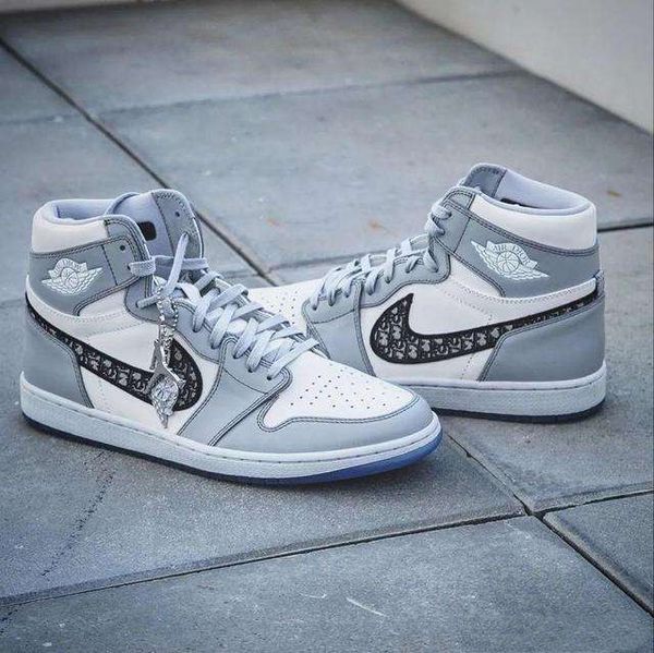 new arrival aj 1 high og x oblique jumpman 1s designers sneakers 01 luxury mens womens basketball shoes sports air trainers, Black
new arrival aj 1 high og x oblique jumpman 1s designers sneakers 01 luxury mens womens basketball shoes sports air trainers, Black