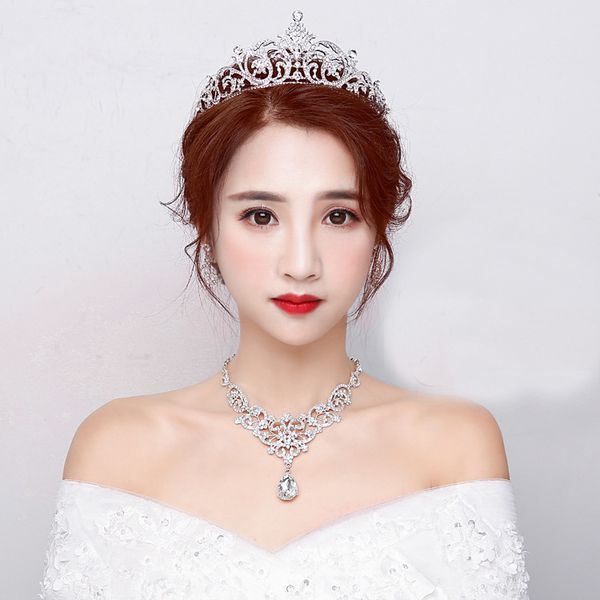 fashion wedding hair accessories bride headwear silver plated alloy bridal tiaras rhinestone crown, Golden;white
fashion wedding hair accessories bride headwear silver plated alloy bridal tiaras rhinestone crown, Golden;white