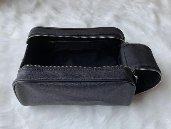 women cosmetic bag large capacity travelling famous designer classical men toiletry bags make up wash bag toilet pouch234o
women cosmetic bag large capacity travelling famous designer classical men toiletry bags make up wash bag toilet pouch234o