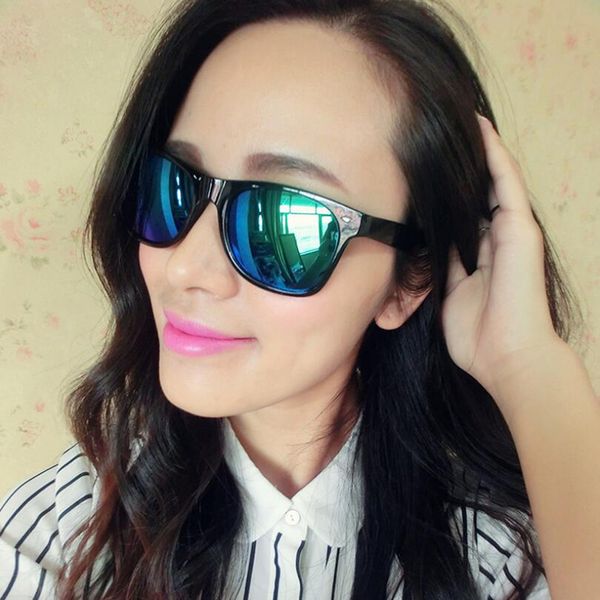 brand new vintage sunglasses for women girls retro black frame men sun glasses female maschlino, White;black
brand new vintage sunglasses for women girls retro black frame men sun glasses female maschlino, White;black