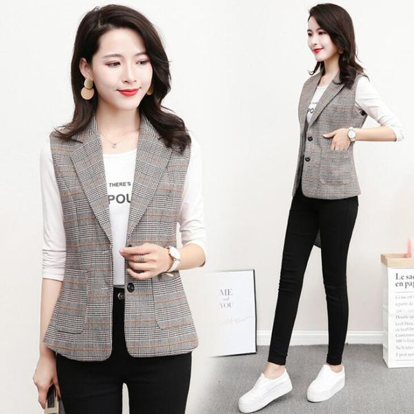 #0731 plaid suit vest women short sleeveless jacket female vest waistcoat blazer laides plus size 3xl veste femme coat, Black;white
#0731 plaid suit vest women short sleeveless jacket female vest waistcoat blazer laides plus size 3xl veste femme coat, Black;white