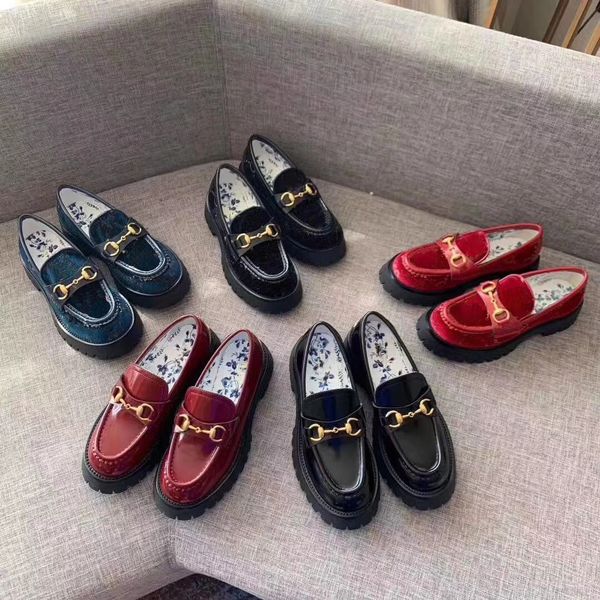 women lug thick sole designer leather velvet loafers with letter 5 styles in stock luxury platform loafers size eur34-40, Black
women lug thick sole designer leather velvet loafers with letter 5 styles in stock luxury platform loafers size eur34-40, Black
