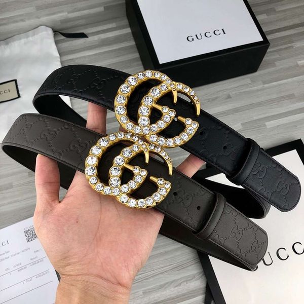 Алмазные ремни Woan пояса мужская женщина фирменная гладкая пряжка G письмо ремни ширина 3,8 см 2 цвета высокое качество с коробкой
Алмазные ремни Woan пояса мужская женщина фирменная гладкая пряжка G письмо ремни ширина 3,8 см 2 цвета высокое качество с коробкой