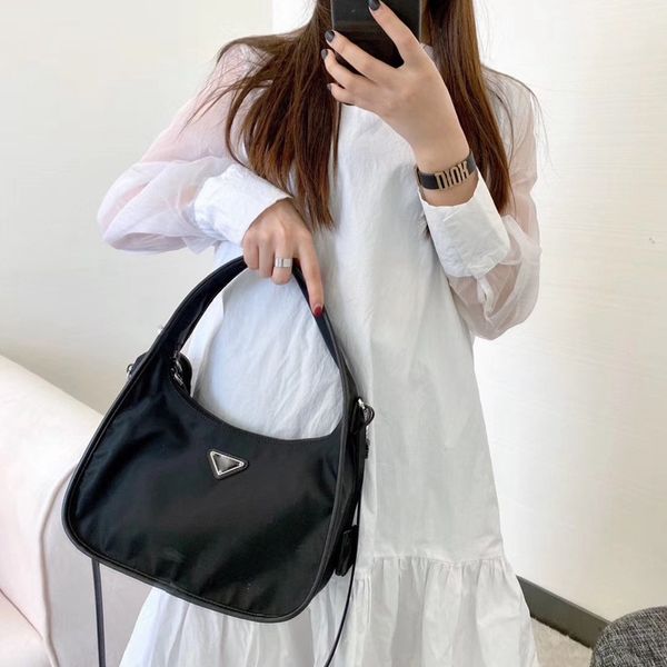 2pcs/set designer shoulder bag women chest pack lady tote chains handbag purse crossbody messenger bag handbags canvas totes bags
2pcs/set designer shoulder bag women chest pack lady tote chains handbag purse crossbody messenger bag handbags canvas totes bags
