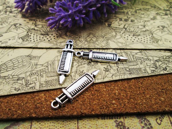 75pcs--30x7mm antique silver work drum oneside charms tibetan silver plated pendants antique jewelry making diy handmade, Bronze;silver
75pcs--30x7mm antique silver work drum oneside charms tibetan silver plated pendants antique jewelry making diy handmade, Bronze;silver