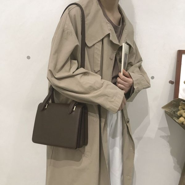 2020 женские сумки на ремне малый fragrance темперамент crossbody сумка новая мода ретро маленький квадрат western камень шаблон
2020 женские сумки на ремне малый fragrance темперамент crossbody сумка новая мода ретро маленький квадрат western камень шаблон